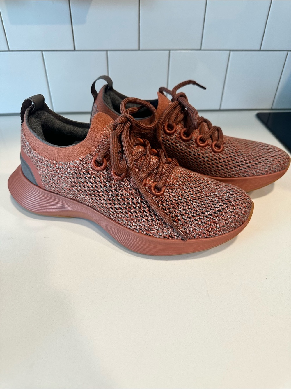 Allbirds Dasher NZ, auburn, women’s 8 NEW